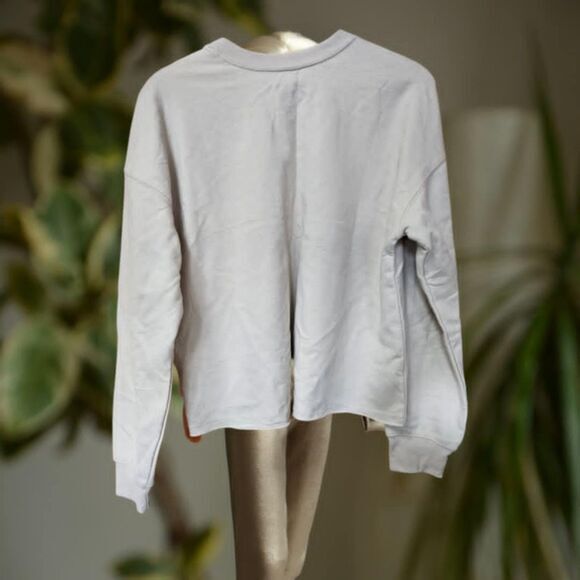 Barbie Crop Sweatshirt Size‎  M *NEW* - Picture 2 of 2